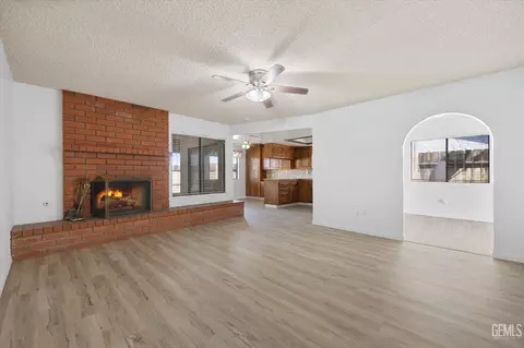 514 Ranier Ave, Taft, CA 93268 photo 8