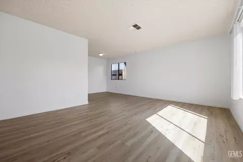 514 Ranier Ave, Taft, CA 93268 photo 5