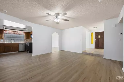514 Ranier Ave, Taft, CA 93268 photo 11