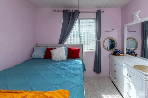 Bedroom - 1109 Iris St, Wasco, CA 93280 photo 4 of 6