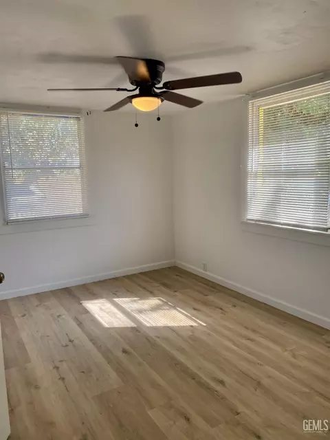 817 Pierce St, Taft, CA 93268 photo 15