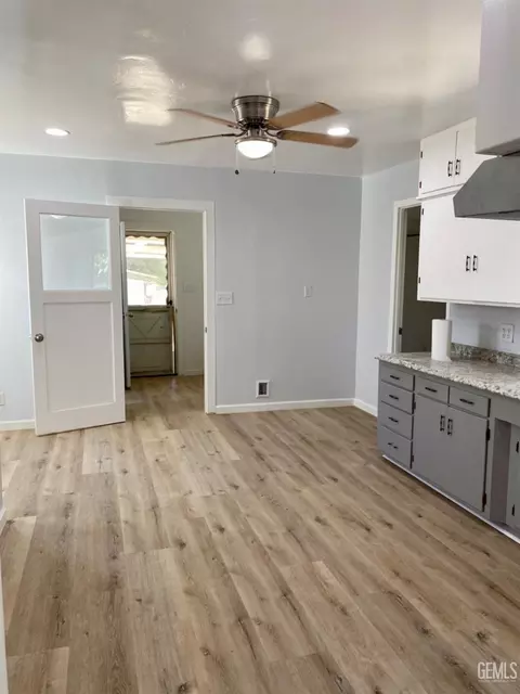817 Pierce St, Taft, CA 93268 photo 7