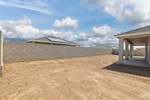 8811 Kenwick St, Bakersfield, CA 93314 photo 40