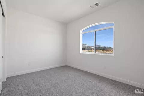 8811 Kenwick St, Bakersfield, CA 93314 photo 26