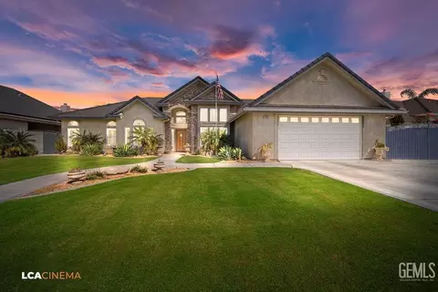 14902 Redwood Pass Dr, Bakersfield, CA 93314