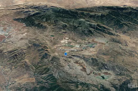 22730 Shenandoah Pl, Tehachapi, CA 93561 photo 3