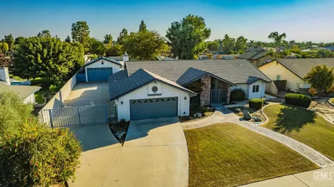 14809 Henderson Ave, Bakersfield, CA 93314