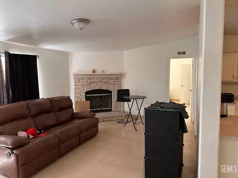 2229 S O St, Bakersfield, CA 93301 photo 6