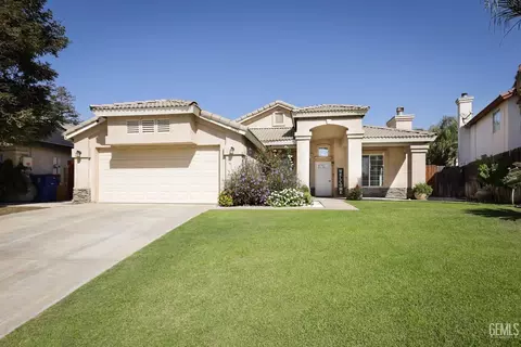 10304 Olympia Fields Dr, Bakersfield, CA 93312