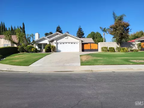 14012 San Lazaro Ave, Bakersfield, CA 93314