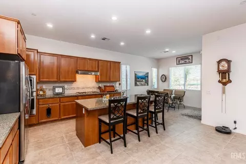 14608 Via Messina Dr, Bakersfield, CA 93306 photo 16