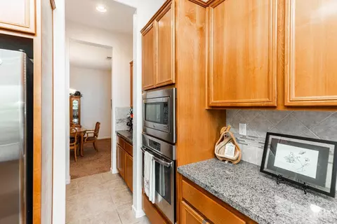 14608 Via Messina Dr, Bakersfield, CA 93306 photo 17