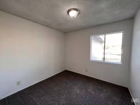 809 Austin St, Delano, CA 93215 photo 5