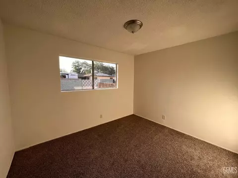 809 Austin St, Delano, CA 93215 photo 6