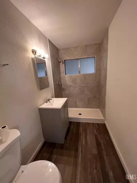 809 Austin St, Delano, CA 93215 photo 8