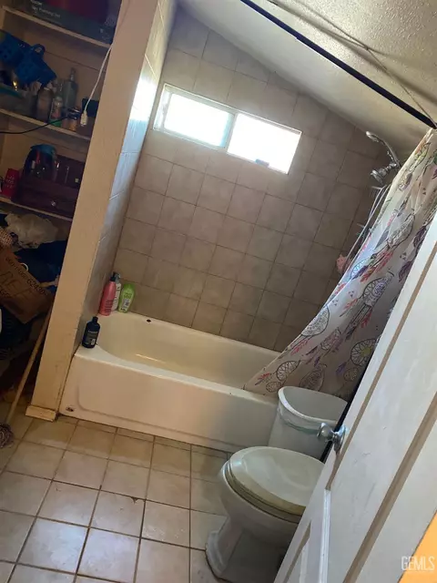 210 Naylor Ave, Taft, CA 93268 photo 7