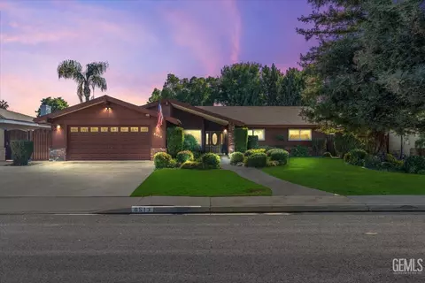 6513 Columbia Ln, Bakersfield, CA 93309