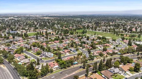 View/Area - 9504 Eagle Oak Rd, Bakersfield, CA 93311 photo 6 of 6