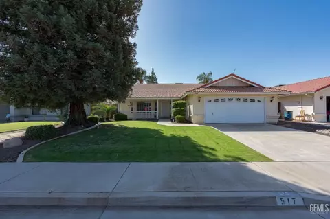 517 Sun Rose Ave, Bakersfield, CA 93308