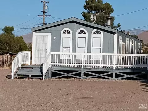 4542 Wallace Ln, Lake Isabella, CA 93240