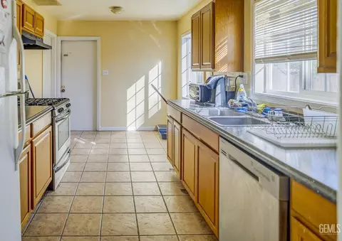 Other - 232 Wetherley Dr, Bakersfield, CA 93309 photo 2 of 3