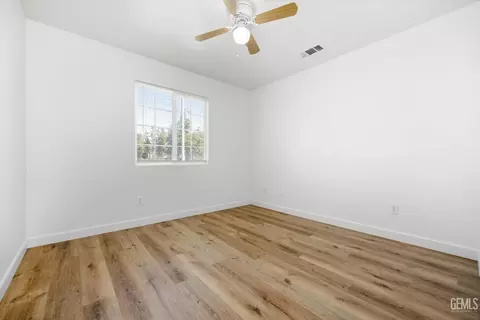 Bedroom - 11601 Hyperion Ave, Bakersfield, CA 93312 photo 2 of 4