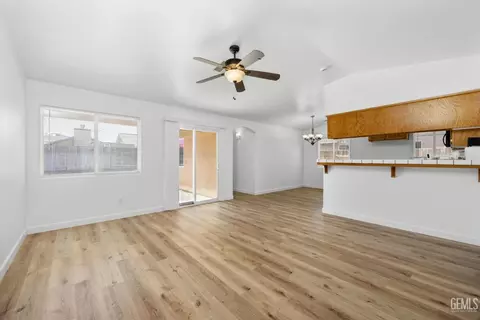 Living - 11601 Hyperion Ave, Bakersfield, CA 93312 photo 1 of 2