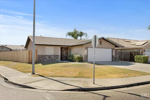 Exterior - 11601 Hyperion Ave, Bakersfield, CA 93312 photo 2 of 6