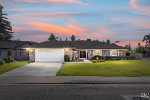 9413 Hemingway Pl, Bakersfield, CA 93311
