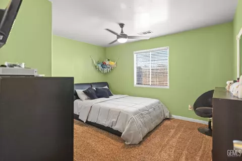 Bedroom - 1321 Dahlgren Ct, Bakersfield, CA 93306 photo 3 of 4