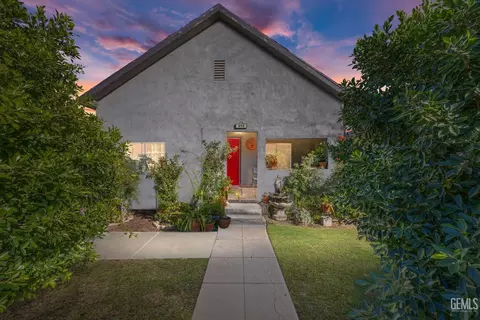 618 L St, Bakersfield, CA 93304