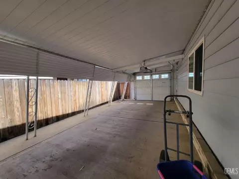 616 45th St, Bakersfield, CA 93301 photo 36