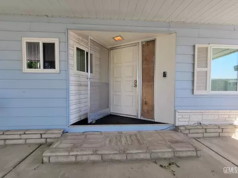 616 45th St, Bakersfield, CA 93301 photo 32