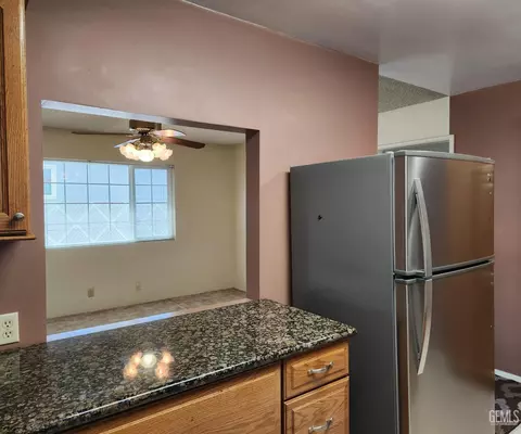 Other - 921 2nd St, Taft, CA 93268 photo 1 of 8