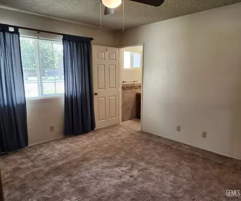 Bedroom - 921 2nd St, Taft, CA 93268 photo 5 of 5