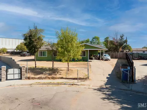 3612 Woodbine Ct, Bakersfield, CA 93307