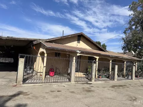 8006 Alexander Ln, Lamont, CA 93241 photo 1