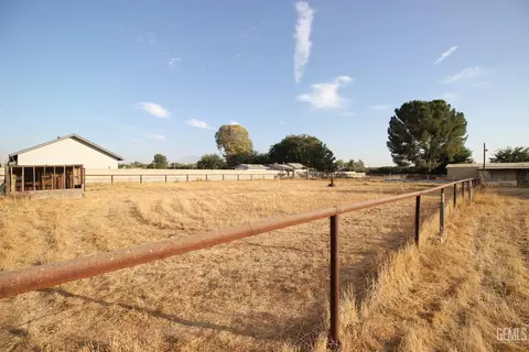 8500 E Wilson Rd, Bakersfield, CA 93307 photo 30