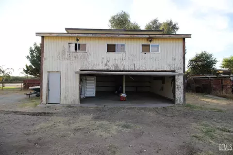 8500 E Wilson Rd, Bakersfield, CA 93307 photo 4