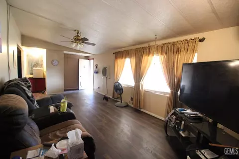 8500 E Wilson Rd, Bakersfield, CA 93307 photo 17