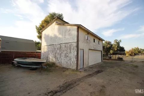 8500 E Wilson Rd, Bakersfield, CA 93307 photo 3