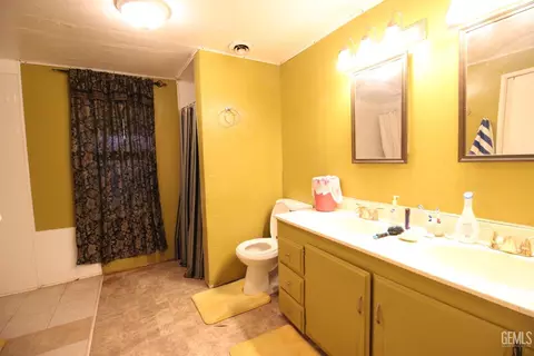 8500 E Wilson Rd, Bakersfield, CA 93307 photo 19