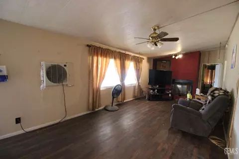 8500 E Wilson Rd, Bakersfield, CA 93307 photo 15