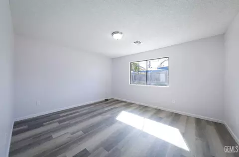 4101 Milo Ave, Bakersfield, CA 93313 photo 12