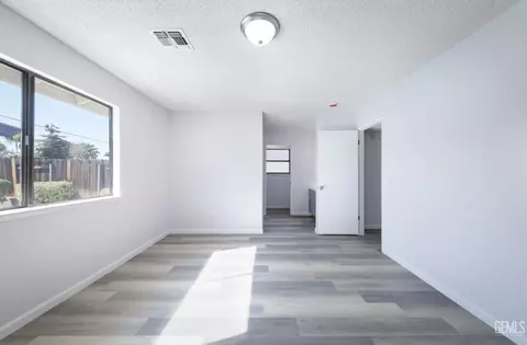 4101 Milo Ave, Bakersfield, CA 93313 photo 13