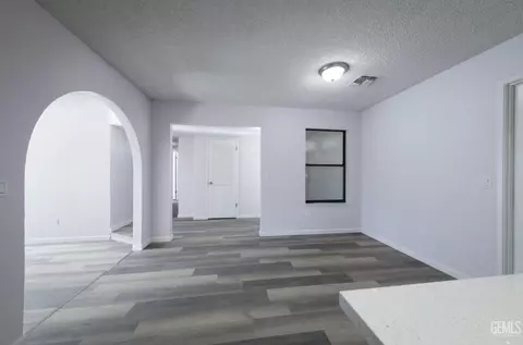 4101 Milo Ave, Bakersfield, CA 93313 photo 9
