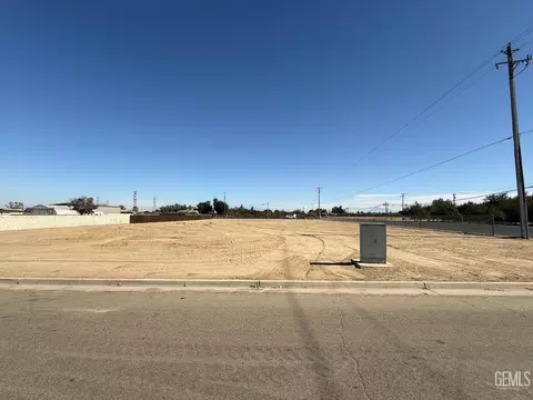 2600 Carriage St, Bakersfield, CA 93314 photo 1
