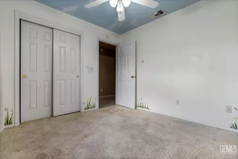 Bedroom - 3300 Juniper Ridge Rd, Bakersfield, CA 93306 photo 4 of 5