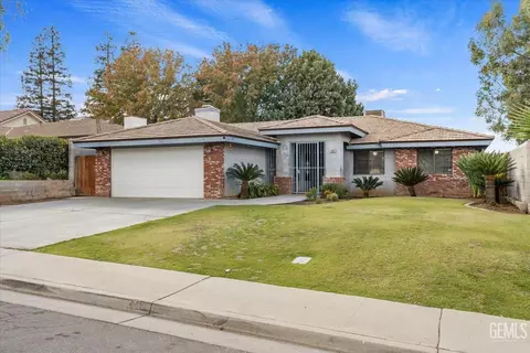 Exterior - 3300 Juniper Ridge Rd, Bakersfield, CA 93306 photo 4 of 7