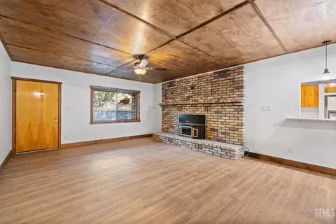 Living - 45497 Poso Park Dr, Posey, CA 93260 photo 2 of 4